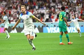 阿扎伦卡焦点对战，凯恩与40激战TL分钟，领先优势明显胜负难料！